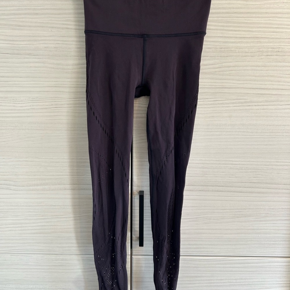 Purple Leggings With Mesh detailing